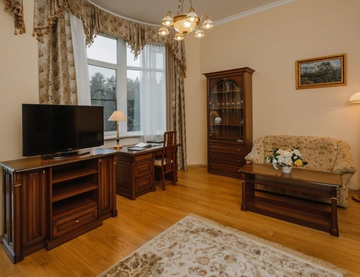 Апартаменты 3-комн. 2-мест. (корп. 4) - Клинический санаторий «Барвиха»