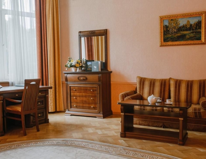 Джуниор сюит 2-местный (корп. 2) - Клинический санаторий «Барвиха»